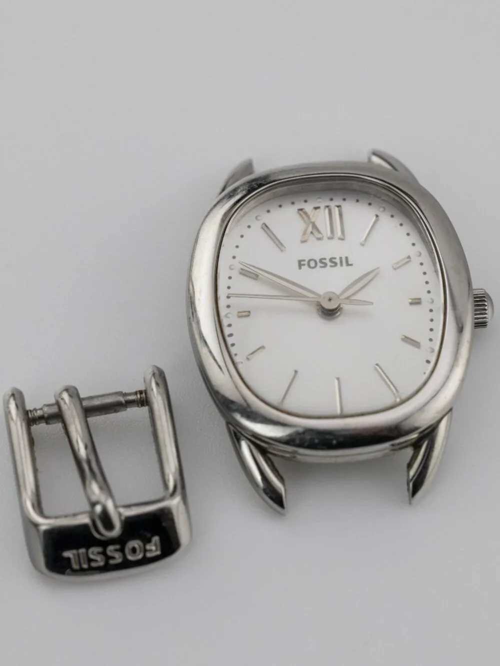 Fossil ES3555 Oval Case Quartz Analog Women's Watch New Battery — No Strap